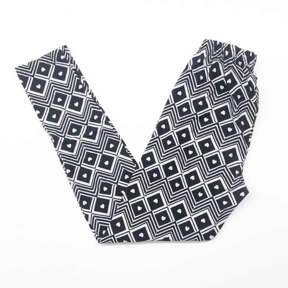 Freestyle Revolution girls heart print leggings